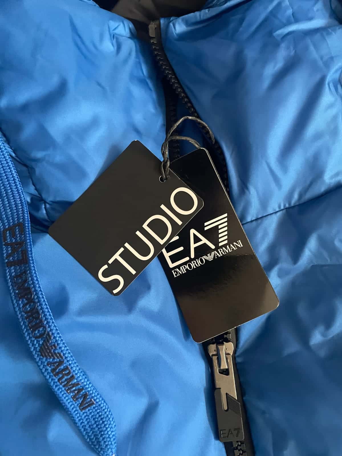 EA7 Emporio Armani - Kurtka zimowa roz. M — zdjęcie 4