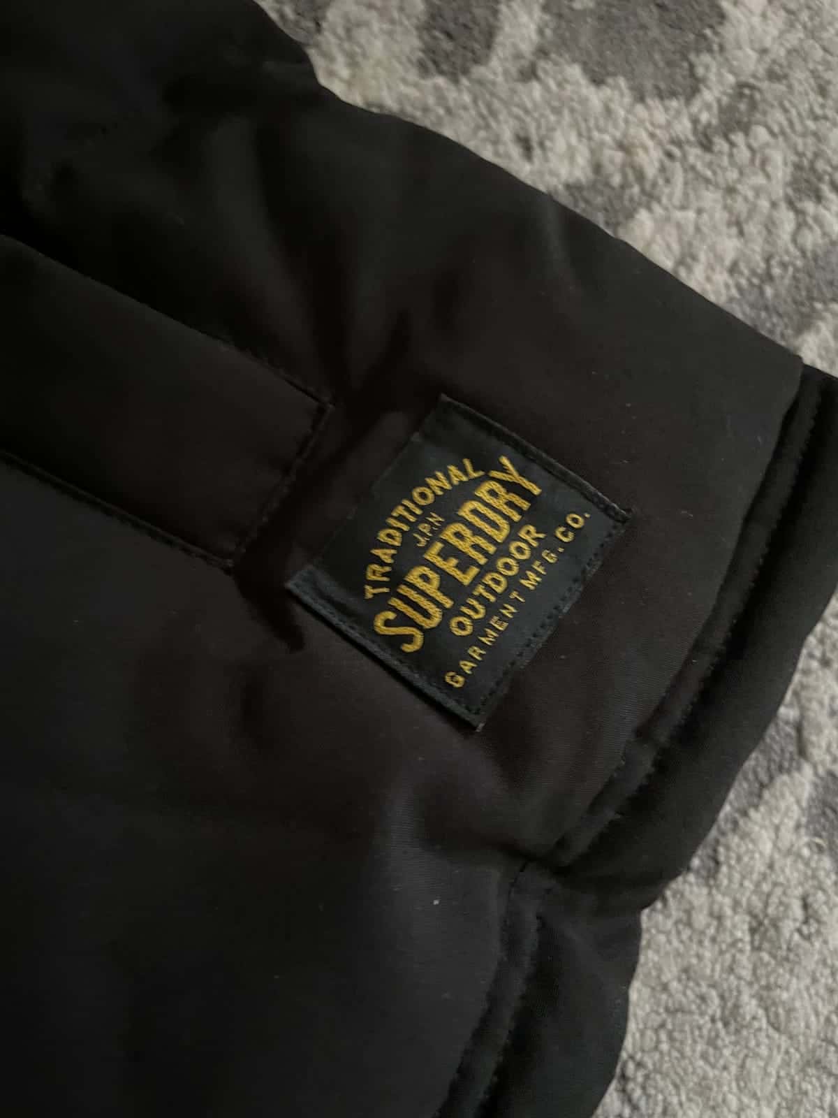 Kamizelka puchowa z kapturem Superdry Jet Black Everest roz. XXL — zdjęcie 6