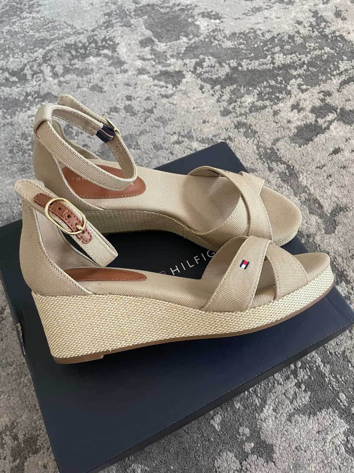 Koturny z dodatkiem skóry Tommy Hilfiger — zdjęcie 13