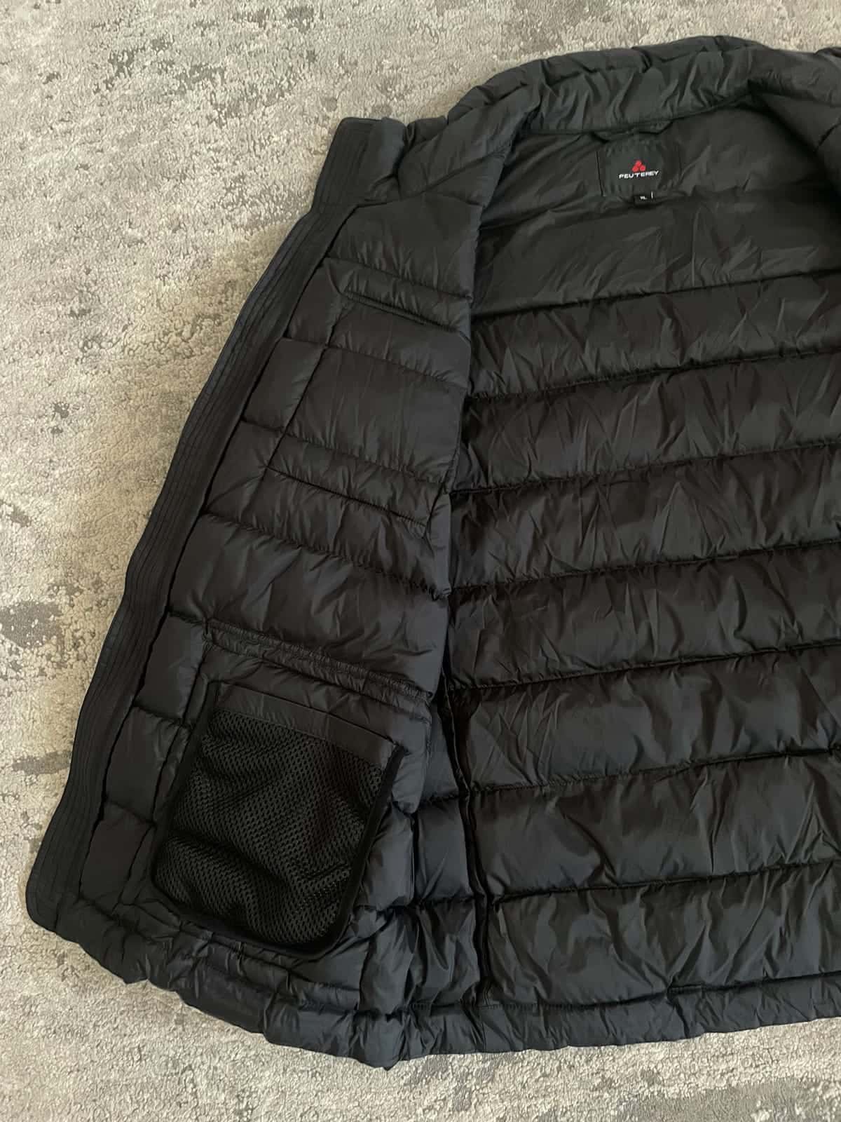 Peuterey kurtka zimowa czarna roz. XL — zdjęcie 6