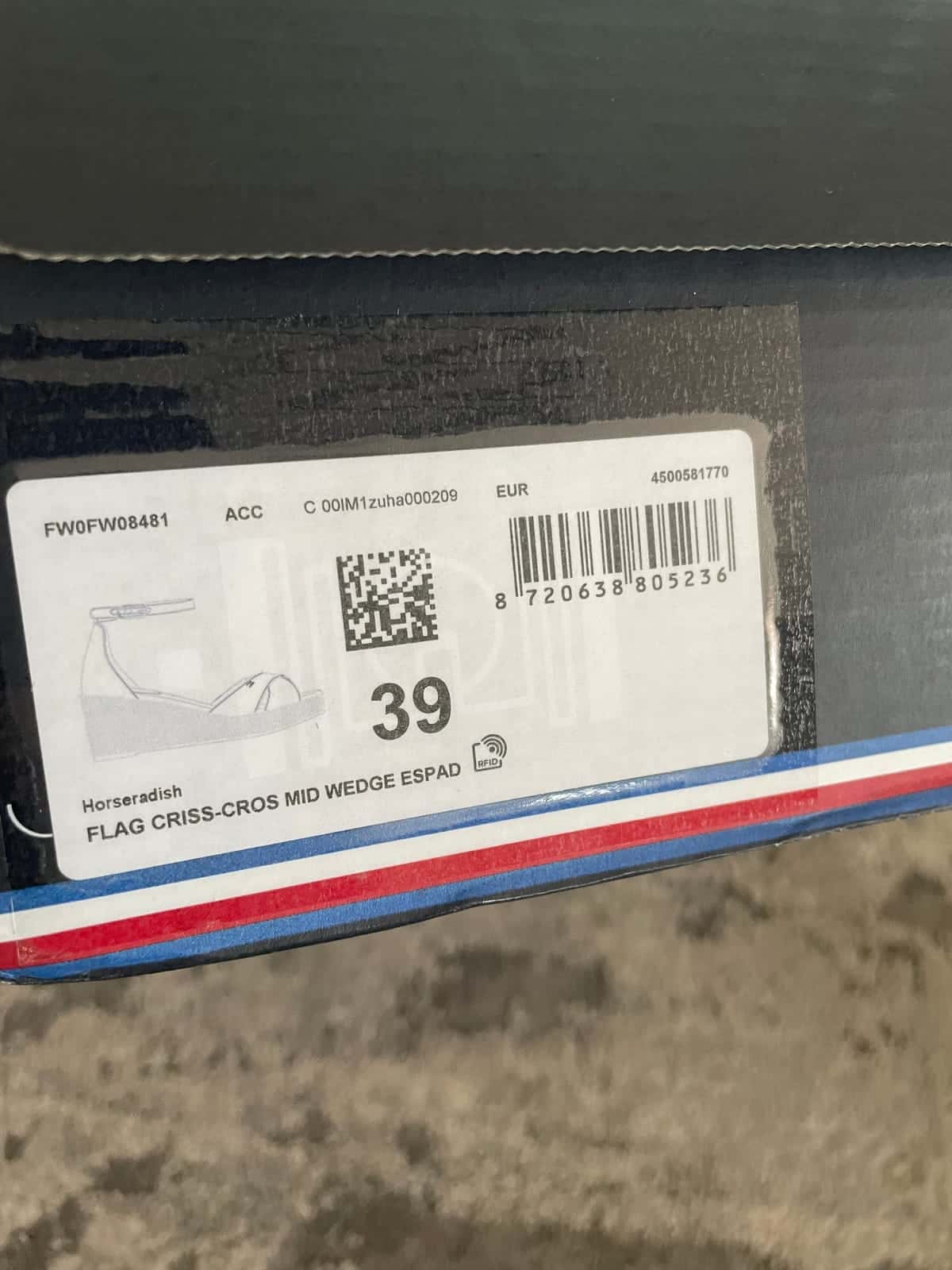 Koturny z dodatkiem skóry Tommy Hilfiger — zdjęcie 11