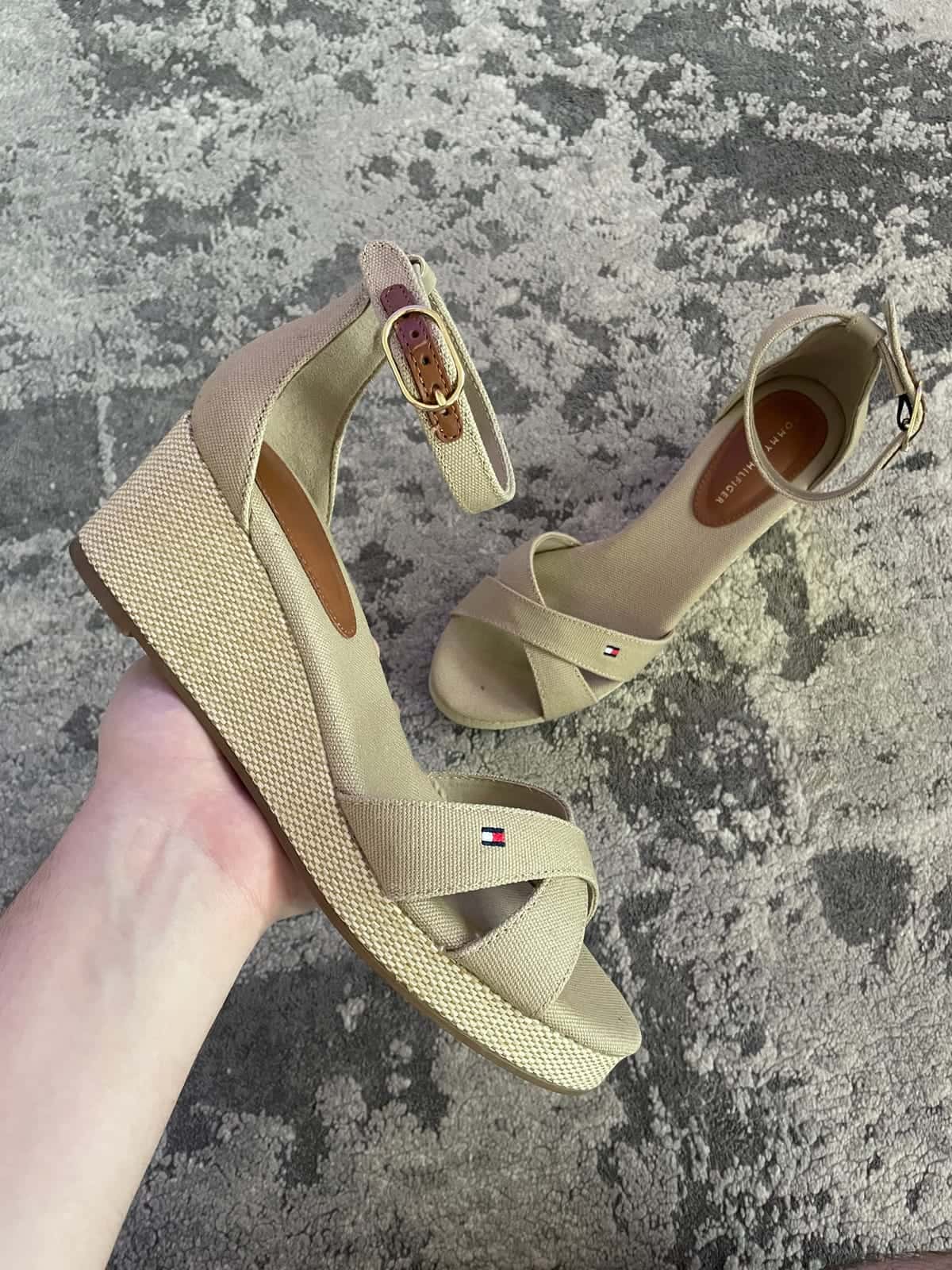 Koturny z dodatkiem skóry Tommy Hilfiger
